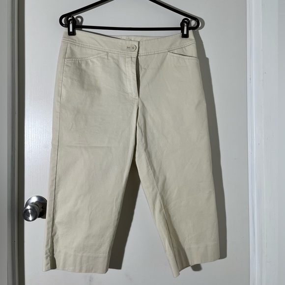 Talbots 6 petite mid rise capri pants - Picture 2 of 3